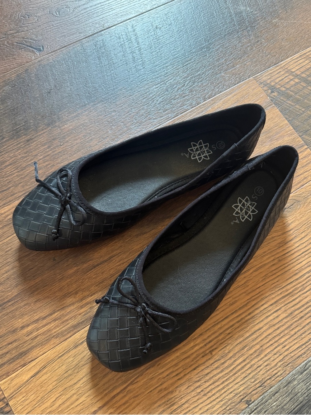 Women's Black Woven Ballet Flats